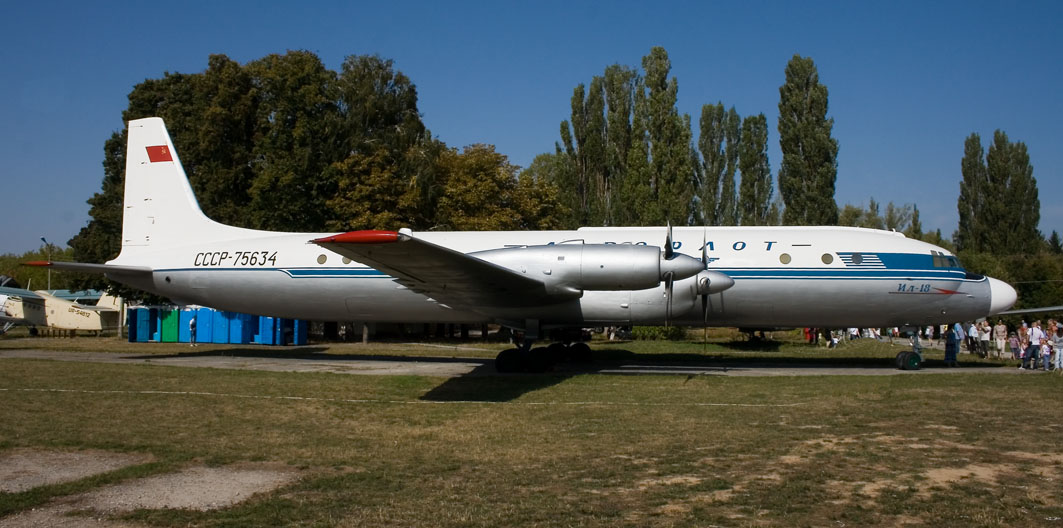 Il-18 CCCP-75634